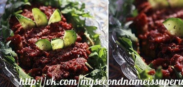 Отбивная из свинины под томатами