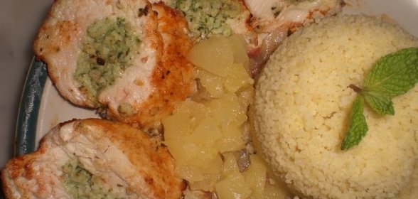 Куриные грудки начинённые кокосовым песто( Дуэль)