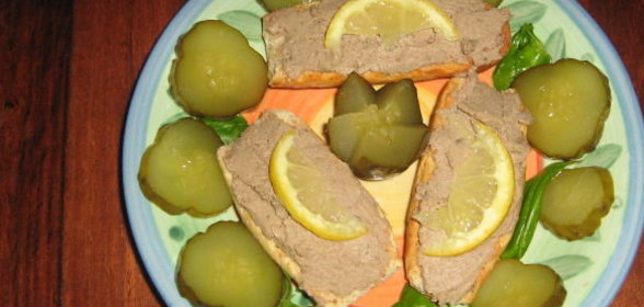 Пирог с маком и миндалем