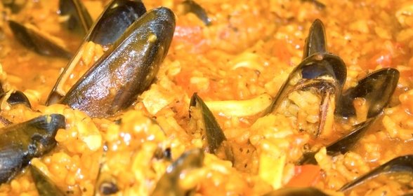 Паэлья с мидиями