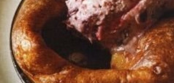 Порционные вишневые пироги