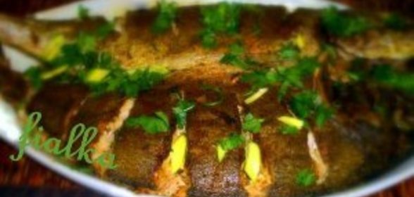 Рыба запечёная в духовке с начинкой из лука-порей
