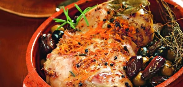 Лопатка ягненка по-мароккански с пряностями