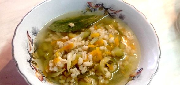 Рассольник с перловкой
