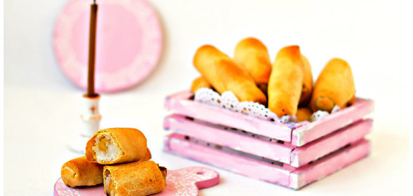 Хрустящие пирожки с рисом и яблоками