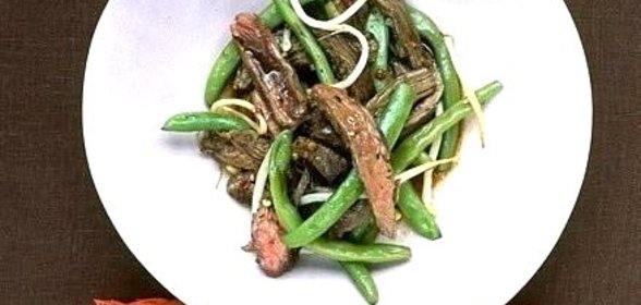 Глазированная говядина с зеленой фасолью