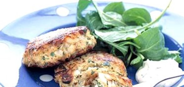 Рыбные котлеты с петрушкой