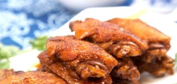 Куриные крылышки в медово-горчичном соусе