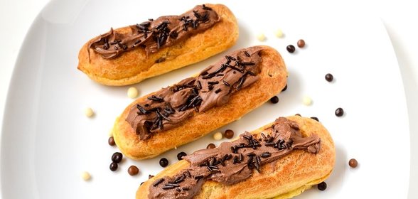 Эклеры с шоколадным кремом