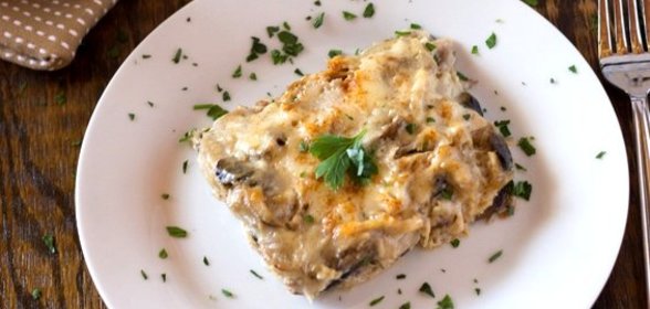 Курица под соусом бешамель