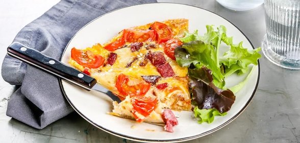 Тортилья с колбасой