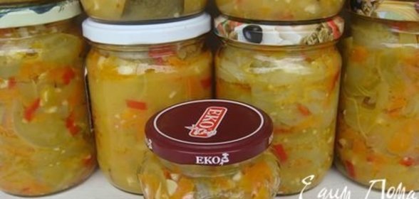 Консервированный салат из зеленых помидоров
