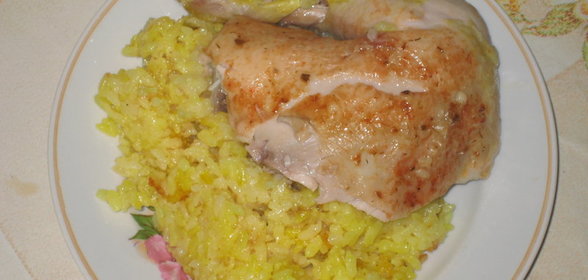 Курочка с куркумным рисом