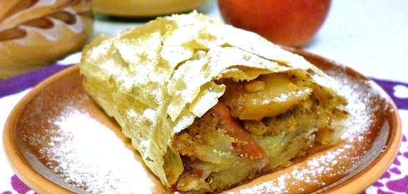 Яблочный штрудель из теста фило