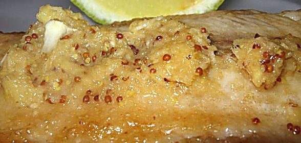 Рыбный стейк под имбирным соусом