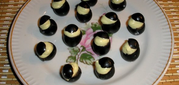 ФАРШИРОВАННЫЕ МАСЛИНЫ