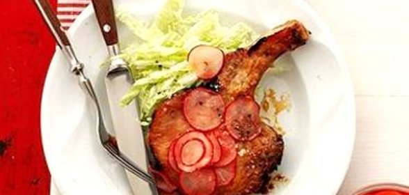 Свиные отбивные с редисом по-азиатски
