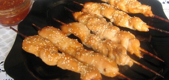 Шашлычок из куриной грудки под мармеладным маринадом
