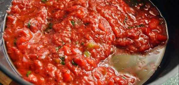 Соус с клубникой и луком