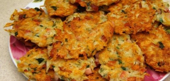 Картофельные оладьи с сыром и ветчиной