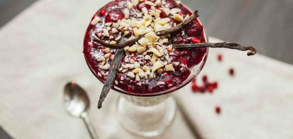 Risalamande. Датский рисовый пудинг с горячим вишневым соусом