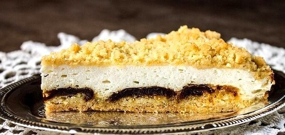 Творожный пирог с финиками