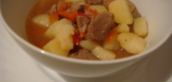 Суп - гуляш по - Венгерски