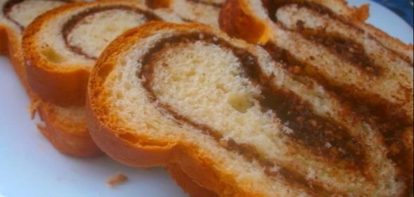 КозунаКозунак (румынский сладкий пирог или хлеб)