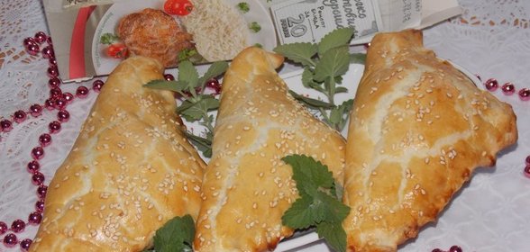 Быстрые пирожки с курицей и рисом