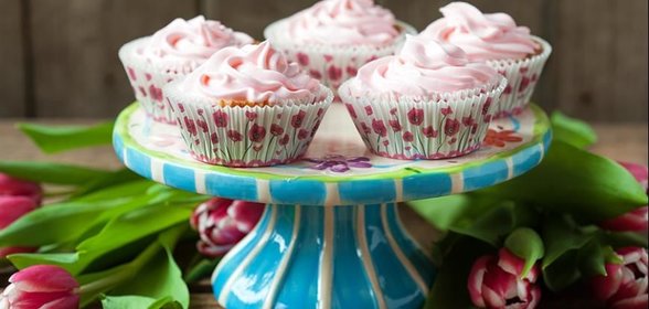 Ванильные капкейки с нежным творожно-сметанным кремом