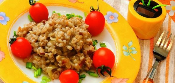 Каша перловая с луком