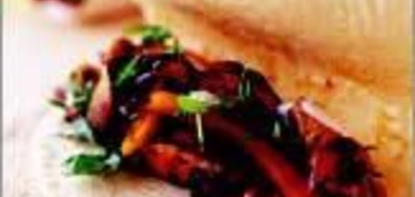 Запеченная куриная грудка с перцем в лаваше или пите