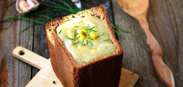Картофельный суп-пюре в хлебе