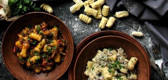 Ньокки с двумя соусами