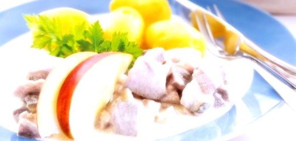 Филе рыбное с яблоками