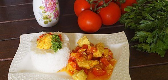 Курица Джалфрези с рисом на гарнир. Индийский обед