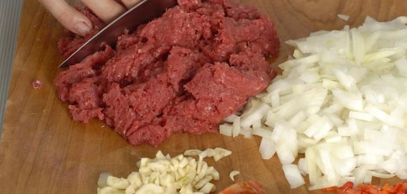 Чили кон карне