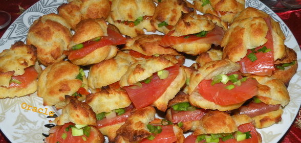 Профитроли с икрой и красной рыбой. Много не бывает. (вариант 1001)