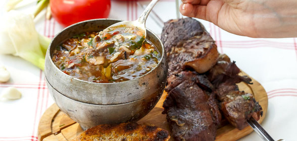 Шашлык из барашка и походный харчо