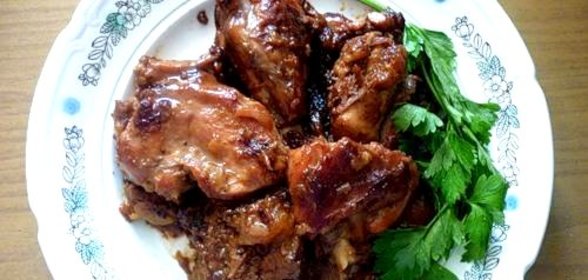 Кролик со сливами