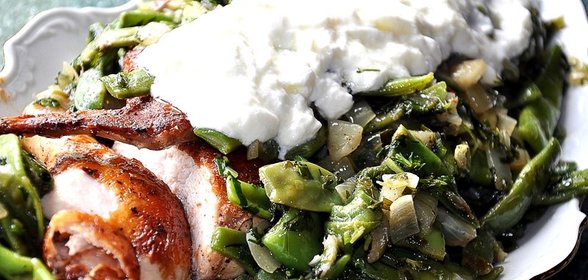 Борани с зеленой фасолью