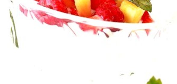 Малиновый соус с манго