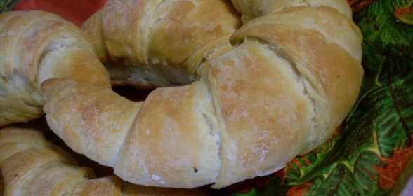 Круассан с шоколадом