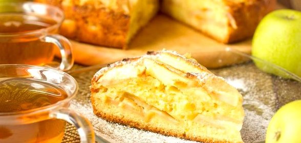 Двухслойный яблочный пирог