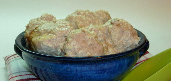 Тефтели мясные с грибами в ореховом соусе ( два в одном )