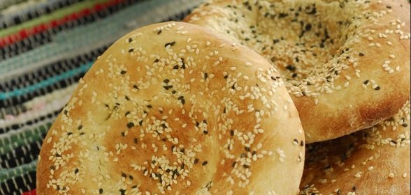 Лепешки с кунжутом