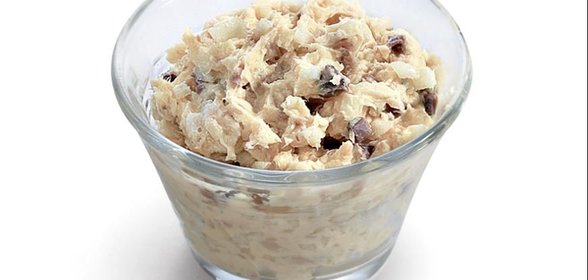 Селедочное масло с яблоками и специями