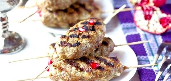 Пряные котлеты из свинины на гриле