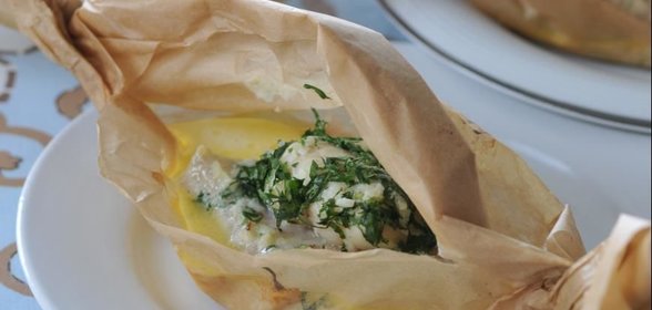 Гребешки и палтус с чесночно-сливочным соусом