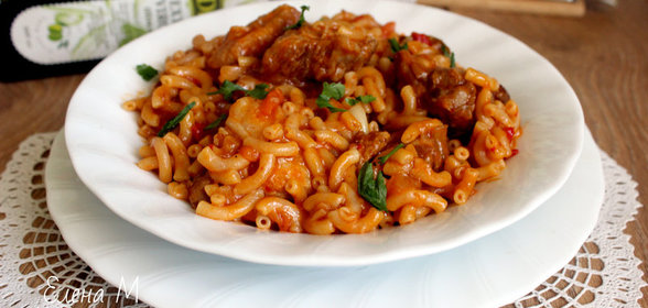 Паста с овощами и свиными ребрышками (Fideos a la cazuela)